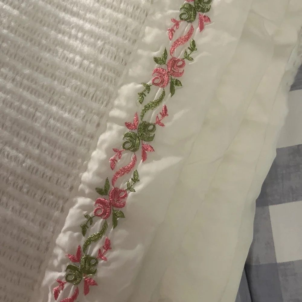 Vtg White Waffle Weave Blanket Embroidered Floral Rose Satin Trim Queen Size